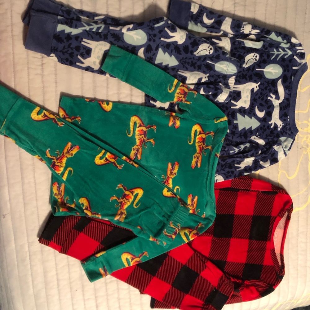 3 soft Cat and Jack Pajamas
